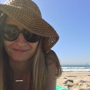 Meet your Posher, Abla